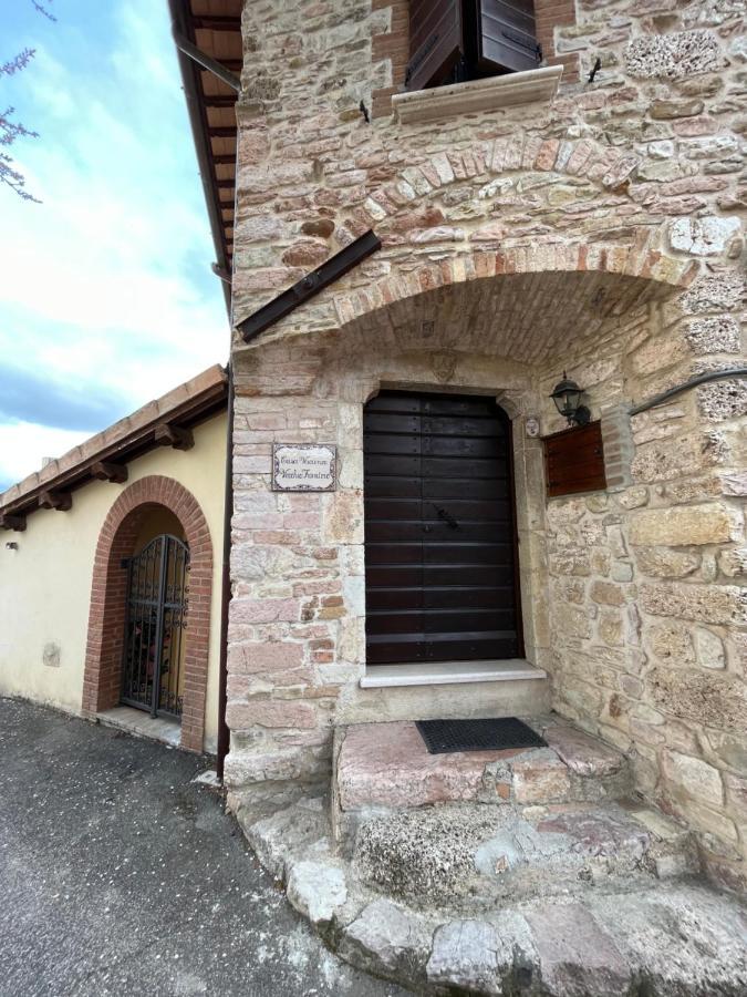 Casa Vacanze Vecchio Frantoio Residenza Moraiolo Spoleto Eksteriør billede